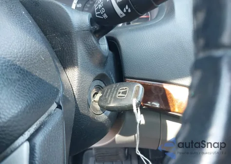 2011 Honda Accord 2.4 Ex-L from USA, damaged, VIN 1HGCP2F80BA098639